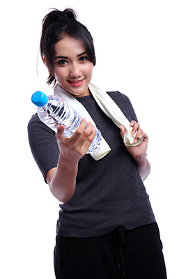 포토 JPG 해외이미지 모델 라이프스타일 음악 스포츠 자국 갈색머리 실내 건강 파노라마 한명 사람 동양인 20대 성인 가로 컬러풀 달리기 조깅 운동 힘 기계 듣기 결심 이슬람교 날씬함 연습 클럽 체육관 열정 노력 마라톤 유방암 독립 섞기 얇은 카피스페이스 해외포토 1 헤어스타일 감정 종교 컬러 컨셉 모션 문화예술 촬영기법 인종 경기 청년 내부 생활 공백 육상스포츠 몸매 암 파일형식 이미지허브