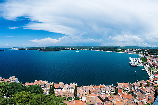 포토 JPG 해외이미지 중년 건축양식 사람없음 건물 봄 중세 역사 5월 지중해 크로아티아 해외포토 건축물 계절 건축 유럽 바다 성인 날짜 파일형식 이미지허브