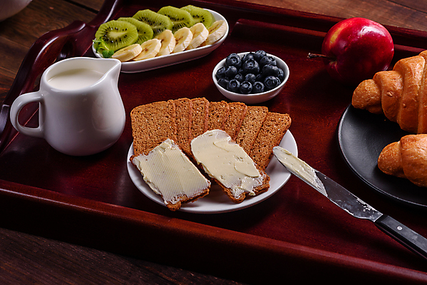 포토 JPG 해외이미지 접시 과일 바나나 실내 키위 사람없음 크래커 시리얼 크루아상 크림 블루베리 고소한맛 나무쟁반 잼나이프 페스츄리 나무배경 해외포토 식기 음식 빵 백그라운드 쟁반 내부 목재 쿠키 나이프 맛 파일형식 이미지허브