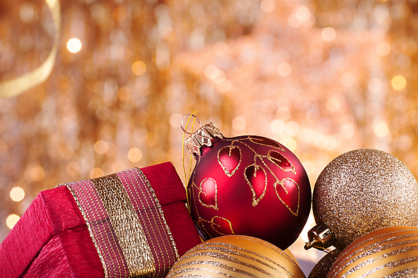 포토 JPG 해외이미지 전통 계절 별 리본 백그라운드 크리스마스 겨울 공 휴가 불꽃 전등 새해 기념 선물 사람없음 장식 빨간색 빛 반짝임 상자 컬러풀 파티 축제 활발 장식볼 축하 원형 황금 소프트포커스 12월 연도 부드러움 블러 카피스페이스 해외포토 자연요소 도형 기념일 컬러 컨셉 모션 불 조명 촬영기법 이벤트 공백 감각 날짜 파일형식 이미지허브