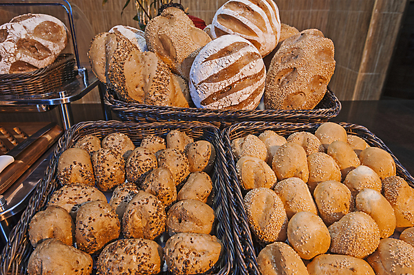 포토 JPG 해외이미지 음식 종류 사람없음 바구니 식당 식사 신선 선택 아침식사 바게트 굽기 수집 롤 덩어리 건강식 번 뷔페 통밀 해외포토 빵 컨셉 상점 밀 구이 파일형식 이미지허브