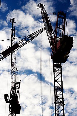 포토 JPG 해외이미지 구름 실루엣 산업 비즈니스 하늘 사람없음 탑 금속 기계 장비 도시 업무 큼 땅 기중기 뼈대 공학 개발 건축업자 철강 해외포토 자연요소 건축물 교육 건축 재질 촬영기법 작업 중장비 크기 파일형식 이미지허브