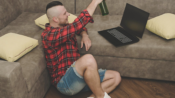 포토 JPG 해외이미지 모델 직업 학생 라이프스타일 남자 행복 안경 얼굴 셔츠 인터넷 비즈니스 노동자 맥주 실내 한명 웃음 사람 노트북 컴퓨터 갈색 유행 디지털 회색 흰색 업무 비즈니스맨 읽기 검색 경영자 온라인 채팅 프리랜서 스타일 해외포토 1 잡화 감정 컬러 상의 모션 주류 표정 내부 생활 신체부위 전자제품 작업 직장인 리더 파일형식 이미지허브