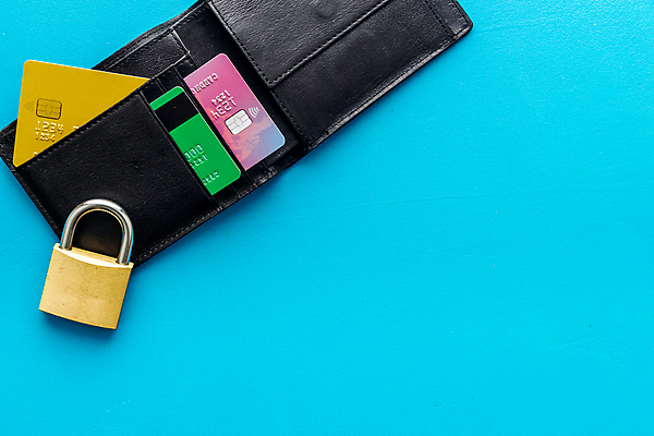 포토 JPG 해외이미지 돈 비즈니스 텍스트 안전 사람없음 금융 쇼핑 우주 속임수 신용카드 보호 절도 잠금 보안 상업 온라인 해킹 전자상거래 카피스페이스 해외포토 컨셉 경제 공백 범죄 재산 파일형식 이미지허브