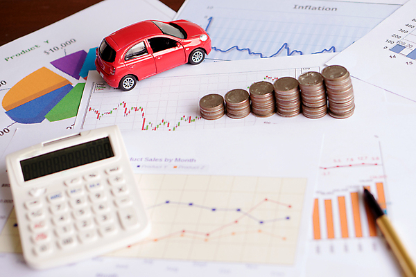 포토 JPG 해외이미지 그래프 사람없음 금융 저축 계산기 분석 문서 전략 자산관리 동전탑 자동차모형 해외포토 컨셉 문구용품 경제 쌓기 모형 동전 장비 파일형식 이미지허브