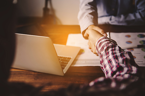 포토 JPG 해외이미지 직업 손 여자 남자 행복 백그라운드 컨셉 회사 비즈니스 통신 성공 협력 노동자 악수 함께함 관리 대화 사람 앉기 정장 사람없음 사무실 믿음 우정 거래 흰색 인사 업무 비즈니스맨 비즈니스우먼 계약 상업 보험 떨림 동의 마케팅 해외포토 옷 감정 컬러 모션 말하기 손짓 신체부위 친구 예절 작업 직장인 파일형식 이미지허브