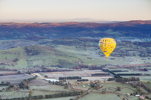 포토 JPG 해외이미지 주간 하늘 풍경 사람없음 야외 열기구 비행 해외포토 자연요소 항공교통 파일형식 이미지허브