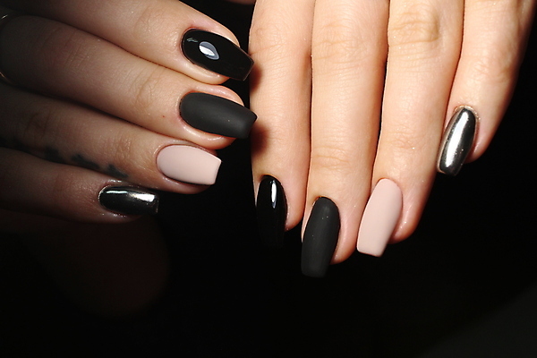 포토 JPG 해외이미지 손 여자 백그라운드 신체 건강 관리 손바닥 미술 사람 사람없음 치료 검은색 흰색 못 우아함 손톱관리 피부 고립 돌봄 해외포토 컬러 컨셉 의학 모션 문화예술 신체부위 공구 네일아트 파일형식 이미지허브