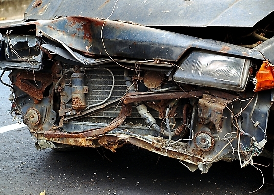 포토 JPG 해외이미지 자동차 사람없음 금속 손상 사건 철 버리기 부식 깨짐 라디에이터 범퍼 자동 철강 해외포토 육상교통 컨셉 모션 재질 파일형식 이미지허브