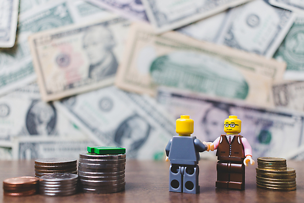 포토 JPG 해외이미지 캐릭터 컨셉 돈 비즈니스 성공 노동자 사람 정장 사람없음 사무실 장난감 숫자 노란색 달러 미국 피규어 업무 비즈니스맨 그룹 상품 작음 플라스틱 슛 레고 고립 미니 해외포토 직업 문자 옷 남자 컬러 북아메리카 재질 미니어처 작업 직장인 재산 크기 파일형식 이미지허브