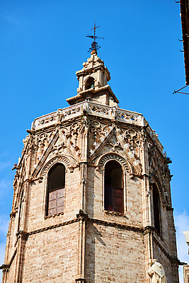 포토 JPG 해외이미지 구름 유럽 여행 건축양식 거리 주택 사람없음 건물 성당 교회 탑 골동품 도시 사찰 센터 역사 스페인 성자 도심 분수 정사각형 타운 대도시 고딕 바실리카 발렌시아 스페인어 옛날 해외포토 자연요소 도형 건축물 건축 나라 종교 종교건축 파일형식 이미지허브