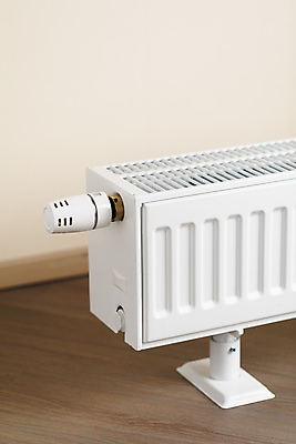 포토 JPG 해외이미지 산업 백그라운드 겨울 거실 바닥 주택 실내 따뜻함 손잡이 사람없음 내부 목재 물 뷰티 갈색 금속 기계 방 에너지 흰색 뜨거움 난방기 오브젝트 가스 난방 온도 공학 리빙 독립 라디에이터 자동 카피스페이스 안락 해외포토 자연요소 나무 계절 교육 컬러 컨셉 재료 재질 건물 공백 난방용품 파일형식 이미지허브