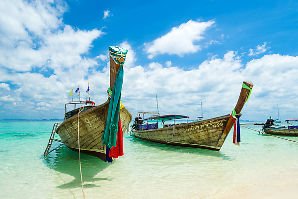 포토 JPG 해외이미지 전통 아시아 모래 파도 바다 여행 태국 하늘 휴가 동양인 사람없음 초록색 물 파란색 태양 맑음 흰색 보트 언덕 꼬리 석회암 안다만 이국적 터키석 파라다이스 해외포토 자연요소 나라 컬러 배_교통 날씨 인종 암석 보석 파일형식 이미지허브