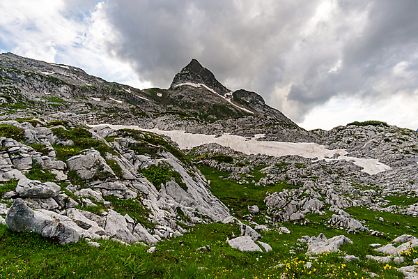 포토 JPG 해외이미지 구름 라이프스타일 응시 여행 자연 휴가 산 파노라마 사람없음 야외 여름 환경 맑음 등산 트래킹 하이킹 시골 저수지 오스트리아 고독 정상 알프스 천국 고립 절정 해외포토 자연요소 시선 계절 감정 유럽 레저 날씨 촬영기법 생활 생태계 파일형식 이미지허브