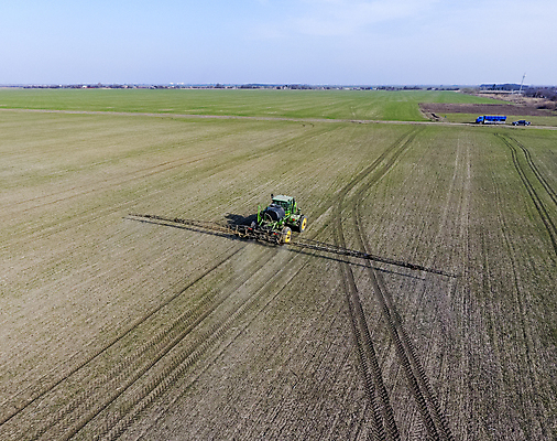 포토 JPG 해외이미지 식물 계절 산업 음식 백그라운드 밭 농업 자연 풍경 사람없음 야외 치료 초록색 파란색 농장 환경 봄 장비 운전 성장 작업 땅 밀 조경 스프레이 먼지 장면 트랙터 세련 해외포토 컬러 의학 모션 곡류 농기계 생태계 특수차량 파일형식 이미지허브