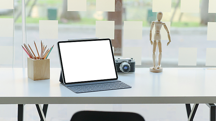 포토 JPG 해외이미지 직업 라이프스타일 디자인 커피 벽 백그라운드 컨셉 의자 비즈니스 탁자 문구용품 주택 직장 실내 사람없음 내부 목재 장식 컵 노트북 컴퓨터 사무실 우주 공책 공백 방 장비 도구 업무 작업실 정상 휴대용 디자이너 책상 오브젝트 항목 힙스터 카피스페이스 해외포토 나무 식기 패션 음료 가구 회사 재료 건물 생활 전자제품 작업 파일형식 이미지허브