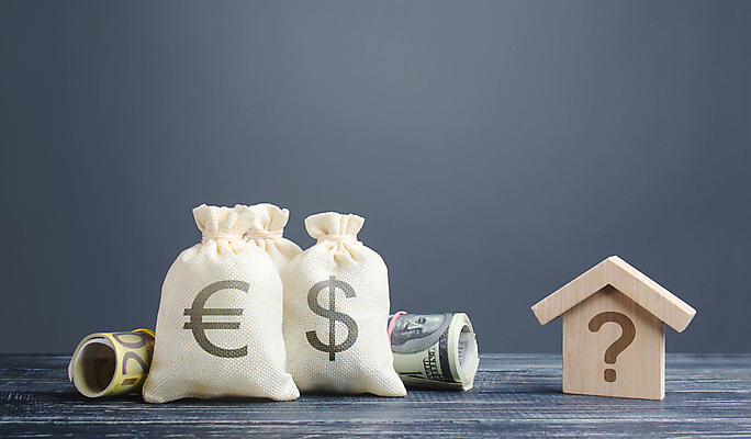 포토 JPG 해외이미지 컨셉 회색배경 부동산 사람없음 물음표 돈자루 재산 구매 돈다발 건축모형 부동산가격 해외포토 기호 백그라운드 돈 금융 쇼핑 모형 회색 파일형식 이미지허브