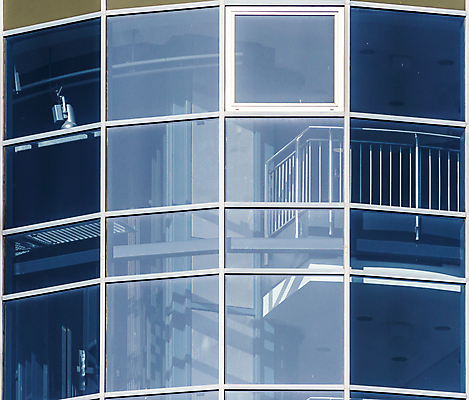 포토 JPG 해외이미지 디자인 외관 선 백그라운드 비즈니스 건축양식 창문 유리 추상 프레임 사람없음 건물 파란색 빛 사무실 반사 줄무늬 도시 투명 방향 대학교 질감 투자 경영 해외포토 건축물 건축 컬러 무늬 학교 재질 파일형식 이미지허브