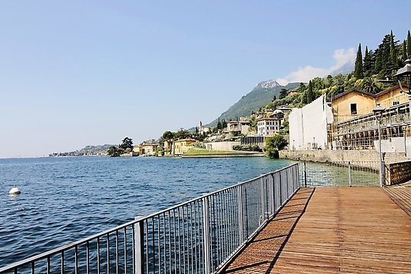 포토 JPG 해외이미지 나무 유럽 호수 여행 자연 하늘 휴가 산 파노라마 풍경 사람없음 야외 물 여름 컬러풀 맑음 이탈리아 장면 암초 해외포토 자연요소 식물 계절 나라 컬러 날씨 촬영기법 생태계 파일형식 이미지허브