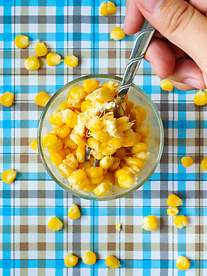 포토 JPG 해외이미지 접시 음식 백그라운드 포크 파프리카 건강 옥수수 요리 사람없음 파란색 노란색 카페 흰색 신선 뜨거움 사발 달콤 맛 아침식사 수증기 먹기 준비 소금 후추 버터 점심식사 고립 뷔페 삶기 채식주의자 핸드메이드 해외포토 식기 컬러 컨셉 채소 모션 곡류 상점 식사 사기그릇 향신료 채식 파일형식 이미지허브