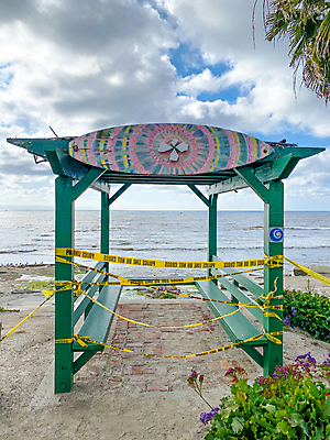 포토 JPG 해외이미지 공원 바다 벤치 하늘 스트레스 건강 동양인 사람없음 야외 건물 물 파란색 건강관리 미국 산책 긴급 작업 바이러스 닫기 보호 위생 질병 위험 무서움 불안 공포 번짐 캘리포니아 전염병 제어 선두 해외포토 자연요소 건축물 공공시설 감정 컬러 컨셉 북아메리카 의자 의학 모션 휴식 관리 인종 파일형식 효과 이미지허브