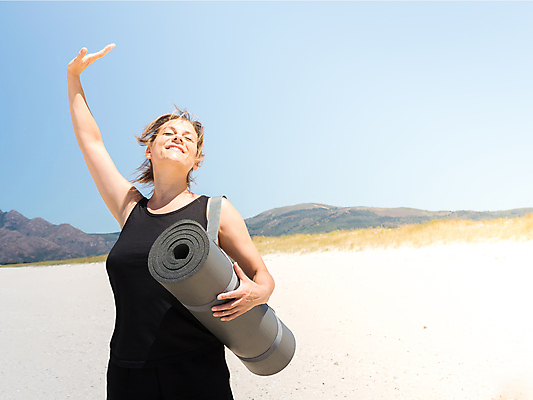 포토 JPG 해외이미지 백인 라이프스타일 여자 행복 모래 스포츠 요가 자연 휴식 건강 한명 야외 운동 햇빛 맑음 스트레칭 활발 에너지 자유 필라테스 해외포토 서양인 1 웰빙 감정 컨셉 날씨 사람 생활 태양 생태계 파일형식 이미지허브