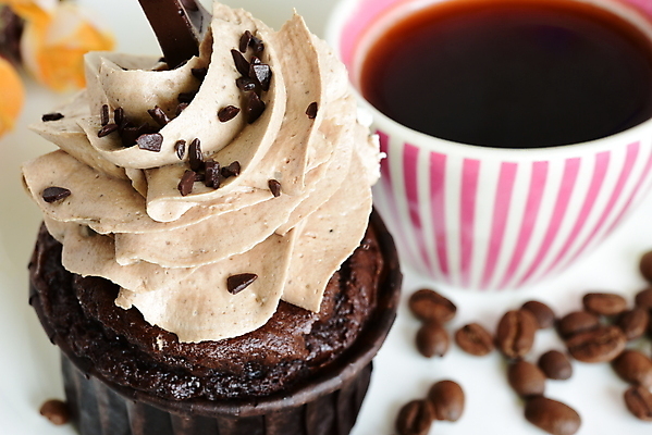 포토 JPG 해외이미지 커피 티타임 사람없음 초콜릿 원두 달콤 커피잔 초코케이크 해외포토 음료 휴식 디저트 잔 케이크 맛 파일형식 이미지허브