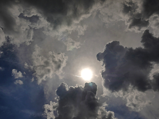 포토 JPG 해외이미지 구름 백그라운드 자연 하늘 날씨 추상 불꽃 풍경 사람없음 야외 여름 파란색 빛 햇빛 태양 우주 환경 맑음 어둠 자유 광선 흰색 장면 천국 솜털 오존 해외포토 자연요소 계절 컬러 컨셉 무늬 불 생태계 파일형식 이미지허브