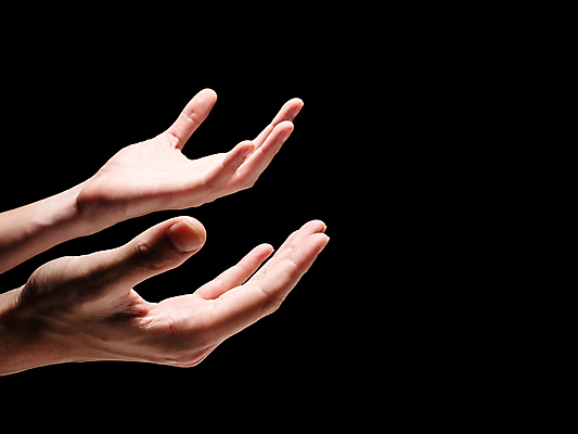 포토 JPG 해외이미지 손 남자 백그라운드 컨셉 손가락 손바닥 사람 사람없음 평화 믿음 검은색 어둠 희망 잡기 오픈 질문 심볼 사인 주기 용서 구걸 고립 단아함 신앙심 헬프 카피스페이스 해외포토 감정 컬러 모션 신체부위 공백 도움 파일형식 이미지허브