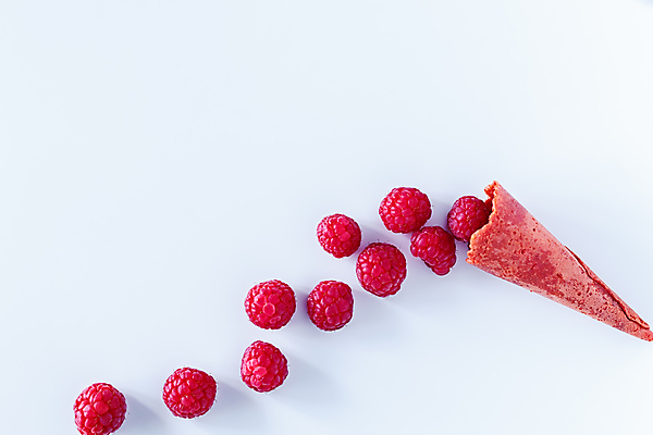 포토 JPG 해외이미지 열매 음식 백그라운드 다이어트 과일 자연 딸기 디저트 건강 사람없음 빨간색 컬러풀 검은색 수확 흰색 신선 시장 달콤 맛 아침식사 정상 유기농 산딸기 블랙베리 내추럴 고립 숙성 채식주의자 해외포토 식물 웰빙 컬러 컨셉 농업 식사 생태계 채식 파일형식 이미지허브