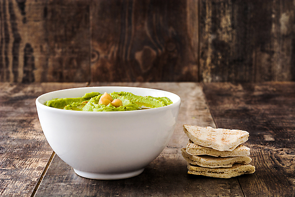 포토 JPG 해외이미지 그릇 실내 사람없음 병아리콩 중동음식 피타 나무배경 훔무스 해외포토 식기 음식 빵 백그라운드 콩 내부 파일형식 이미지허브