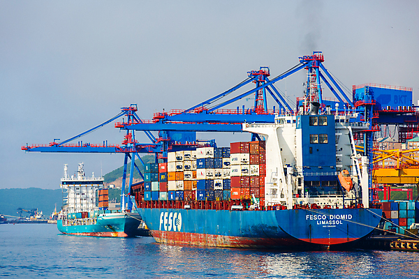 포토 JPG 해외이미지 산업 바다 백그라운드 비즈니스 교통시설 사람없음 물 경제 글로벌 쌓기 항구 화물 도시 그룹 컨테이너 창고 기중기 무역 상업 러시아 수납 포트 무거움 동쪽 로딩 수입 터미널 해외포토 자연요소 유럽 교통 모션 운송업 중장비 무게 방향 시설 파일형식 이미지허브