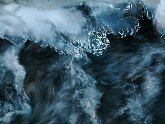 포토 JPG 해외이미지 계절 겨울 자연 날씨 건강 풍경 사람없음 물 냉동 얼음 습기 젖음 흐름 추위 흰색 물방울 신선 액체 위생 순수 서리 위생관리 눈내림 겨울풍경 해외포토 자연요소 컬러 컨셉 눈_날씨 관리 생태계 파일형식 이미지허브