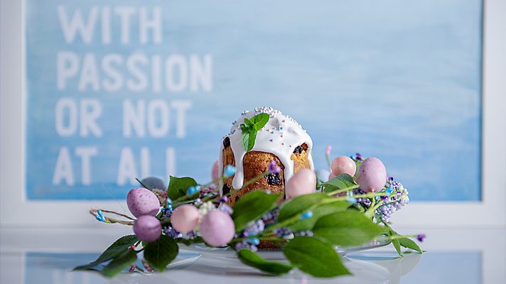 포토 JPG 해외이미지 전통 꽃 기독교 종교 문화 음식 빵 백그라운드 과일 휴가 디저트 부활절 기념 요리 이벤트 사람없음 장식 케이크 계란 축제 저녁식사 봄 빵집 축하 달콤 맛 아침식사 설탕 굽기 심볼 크림 건포도 페스츄리 핸드메이드 카피스페이스 해외포토 식물 계절 기념일 컨셉 포도 상점 알 식사 공백 구이 건과일 파일형식 이미지허브