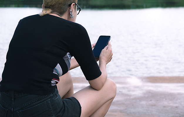 포토 JPG 해외이미지 라이프스타일 손 종이 백그라운드 컨셉 인터넷 비즈니스 통신 손가락 모바일 그래프 사람 사람없음 목재 금융 스마트폰 핸드폰 컴퓨터 사무실 디지털 스크린 자료 터치 정보 잡기 도시 업무 비즈니스맨 메시지 역 야간 전화기 스마트 문서 목업 힙스터 해외포토 자연요소 나무 패션 남자 재료 교통시설 모션 생활 신체부위 경제 전자제품 스마트기기 작업 직장인 파일형식 이미지허브