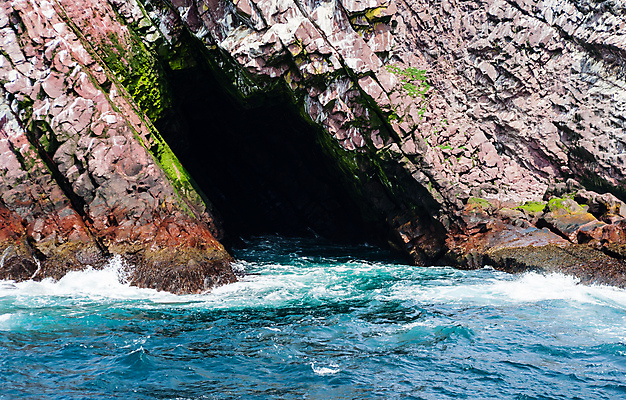 포토 JPG 해외이미지 파도 바다 캐나다 모션 자연 해변 사람없음 야외 물 파란색 거품 절벽 바위 구멍 거친 서핑 동굴 가장자리 떨어짐 위험 부식 분무기 암초 내추럴 격파 벌거벗은 울퉁불퉁 잔물결 지질학 스플래쉬 해외포토 자연요소 교육 물결 컬러 컨셉 북아메리카 돌_바위 수상스포츠 둘레 생태계 파일형식 이미지허브