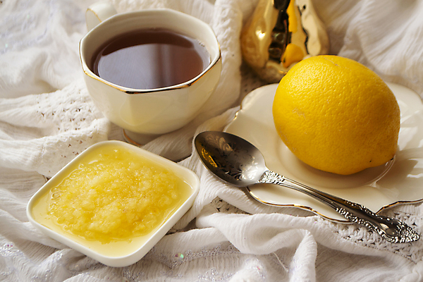 포토 JPG 해외이미지 식물 음료 음식 백그라운드 채소 재료 유리 탁자 휴식 건강 동양인 사람없음 목재 컵 초록색 햇빛 태양 약 갈색 노란색 중국 침묵 활발 수확 흰색 신선 뜨거움 양념 액체 맛 찻주전자 레몬 민트 허브 향신료 유기농 매움 날것 보케 아로마 뿌리 향료 내추럴 해외포토 자연요소 나무 식기 웰빙 아시아 컬러 가구 컨셉 농업 과일 의학 재질 주전자 인종 소리 향기 냄새 향미료 파일형식 이미지허브