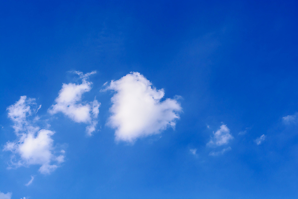 포토 JPG 해외이미지 구름 자연 하늘 날씨 사람없음 야외 파란색 빛 평화 우주 환경 자유 흰색 분위기 순수 싱글 산소 오존 해외포토 자연요소 컬러 컨셉 원소 생태계 파일형식 이미지허브