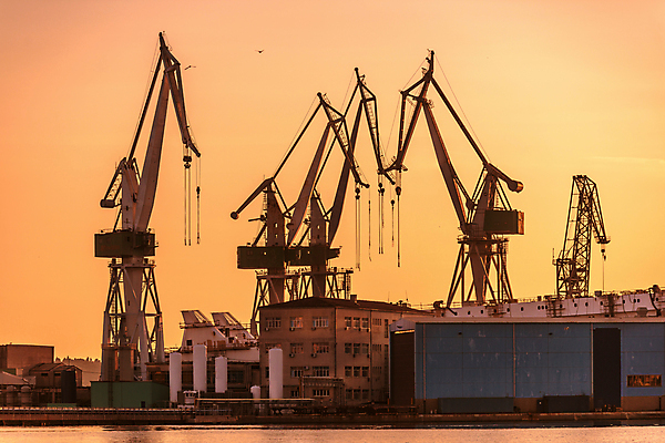 포토 JPG 해외이미지 주간 하늘 사람없음 야외 일몰 중장비 조선소 기중기 산업시설 산업현장 해외포토 자연요소 산업 노을 산업장비 파일형식 이미지허브