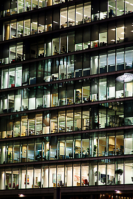 포토 JPG 해외이미지 외관 패턴 회사 비즈니스 건축양식 유리 미래 바닥 사람없음 내부 건물 금융 빛 사무실 반사 탑 고층빌딩 황혼 방 도시 센터 야간 저녁 큼 런던 장면 지역 타운 철강 콘크리트 해외포토 자연요소 건축물 건축 컨셉 무늬 재질 영국 빌딩 경제 일몰 크기 파일형식 이미지허브