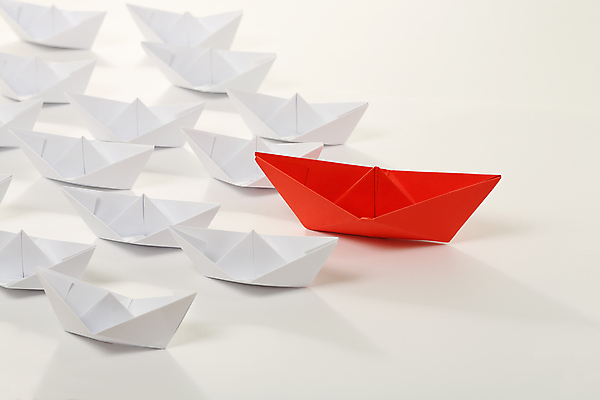 포토 JPG 해외이미지 종이 컨셉 비즈니스 가이드 CEO 교실 성공 추상 안내 사람없음 빨간색 경제 경쟁 흰색 우승 보트 그룹 군중 대표 방향 경영자 리더 비전 격려 경영 승자 특별함 필승 회원 해외포토 직업 교육 감정 컬러 무늬 배_교통 학교 모션 사람 최고 파일형식 이미지허브