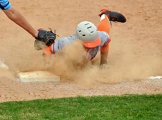 포토 JPG 해외이미지 전신 손 남자 유니폼 청소년 한명 앞모습 신체부위 10대 경쟁 경기장 활발 야구 야구선수 야구글러브 야구복 대회 넘어짐 야구헬멧 흙먼지 십대남자한명만 해외포토 1 옷 뷰포인트 컨셉 스포츠시설 모션 운동선수 사람 운동복 구기 글러브 헬멧 먼지 남자한명만 십대남자만 파일형식 이미지허브