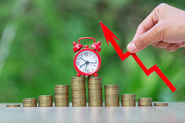 포토 JPG 해외이미지 시계 백그라운드 컨셉 돈 비즈니스 성공 미래 사람없음 금융 경제 쌓기 동전 검은색 저축 성장 흰색 시간 그룹 재산 황금 손목시계 오브젝트 투자 공포 보물 타이머 대출 고립 마감 분 세금 수입 자금 비용 해외포토 컬러 장신구 모션 파일형식 이미지허브