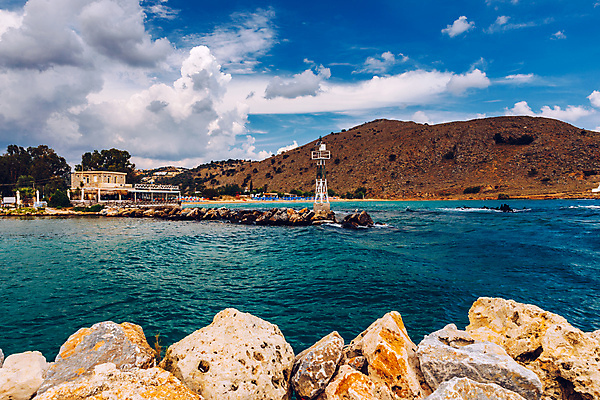 포토 JPG 해외이미지 구름 유럽 모래 바다 섬 여행 우산 자연 하늘 휴가 따뜻함 파노라마 손바닥 풍경 사람없음 야외 물 여름 파란색 햇빛 수영 만 지중해 그리스 그림 휴양지 선베드 엽서 그리스인 터키석 해외포토 자연요소 서양인 손 계절 나라 컬러 의자 촬영기법 태양 장소 수상스포츠 보석 편지 생태계 파일형식 이미지허브
