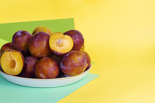 포토 JPG 해외이미지 음료 음식 백그라운드 겨울 과일 가족 디저트 귤 건강 사탕 요리 사람없음 파란색 노란색 주방 얼음 거품 회색 추위 항아리 작업실 주식 큼 시원함 발사 잼 설탕 굽기 준비 양주 젤리 자두 내추럴 구김 끓이기 캐러멜 카피스페이스 해외포토 자연요소 계절 컬러 관계 모션 주류 금융 공백 도자기 소스_음식 크기 구이 파일형식 이미지허브