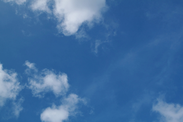 포토 JPG 해외이미지 구름 계절 하늘색 백그라운드 자연 하늘 날씨 아이디어 안테나 파노라마 풍경 사람없음 야외 여름 파란색 햇빛 태양 우주 환경 침묵 꿈 자유 흰색 시간 투명 분위기 천국 흐림 내추럴 해외포토 자연요소 컬러 컨셉 통신 촬영기법 소리 생태계 파일형식 이미지허브