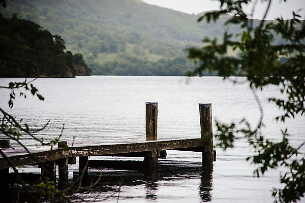 포토 JPG 해외이미지 구름 영어 공원 호수 영국 잉글랜드 산 풍경 사람없음 걷기 어둠 정상 언덕 방파제 지역 폭풍 절정 폭풍우 컴브리아주 해외포토 자연요소 문자 공공시설 유럽 모션 날씨 비_날씨 자연재해 파일형식 이미지허브