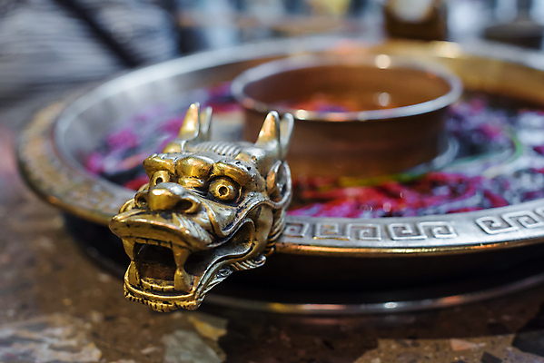 포토 JPG 해외이미지 전통 라이프스타일 그릇 접시 아시아 문화 줄 음식 백그라운드 채소 고추 육류 손잡이 요리 동양인 사람없음 빨간색 중식 식당 식사 저녁식사 중국 소고기 용 뜨거움 맛 수프 냄비 더위 매움 후추 점심식사 인기 해외포토 식기 나라 컬러 컨셉 식재료 날씨 인종 생활 상점 솥 향신료 파일형식 이미지허브