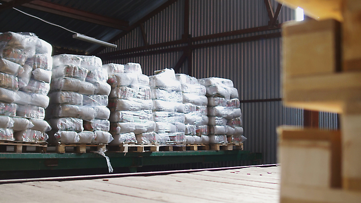 포토 JPG 해외이미지 산업 비즈니스 공장 교통시설 선반 사람없음 내부 건물 상자 우주 상점 방 장비 화물 제조 상품 주식 컨테이너 가득함 창고 시설 상업 패키지 수납 소매 판지 목록 분배 신발장 공급 해외포토 건축물 가구 교통 공업 금융 운송업 파일형식 이미지허브