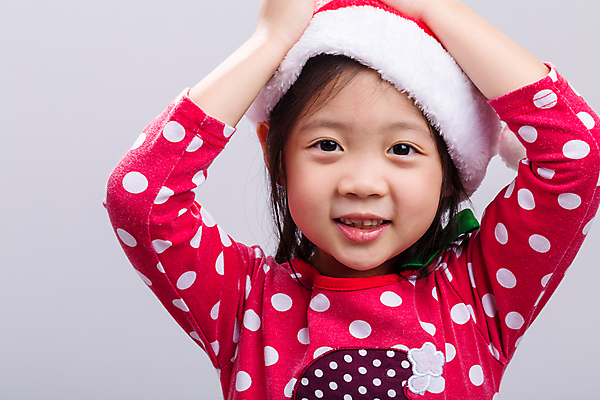 포토 JPG 해외이미지 드레스 행복 어린이 백그라운드 크리스마스 겨울 한명 빨간색 산타클로스 기쁨 흰색 고립 클라우스 해외포토 1 옷 계절 기념일 감정 컬러 사람 파일형식 이미지허브